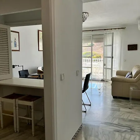 Apartment Bright And With Incredible Views In Beachfront Fuengirola